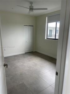 16395 Biscayne Blvd 2011, North Miami Beach, Floride 33160, États-Unis