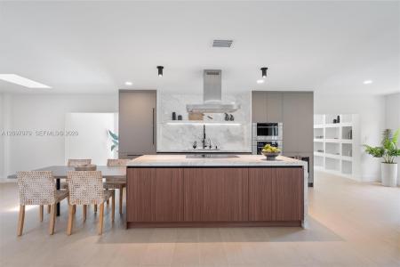 1320 Alhambra Cir, Coral Gables, Florida 33134, Estados Unidos