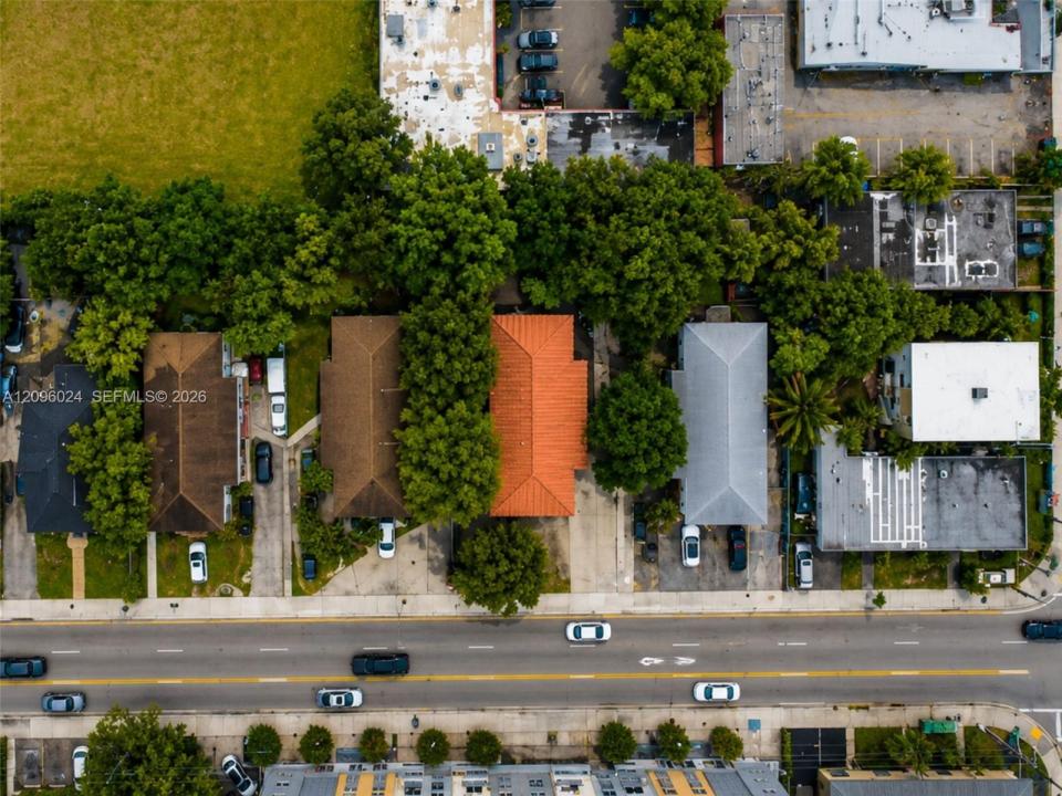 960 SW 7 St, Miami, Florida 33130, Estados Unidos