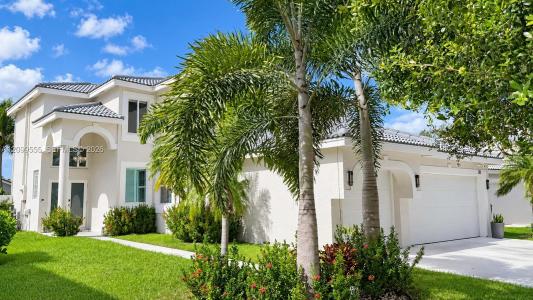 212 SW 179th Avenue, Pembroke Pines, Florida 33029