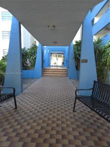 5050 NW 7th St 709, Miami, Florida 33126