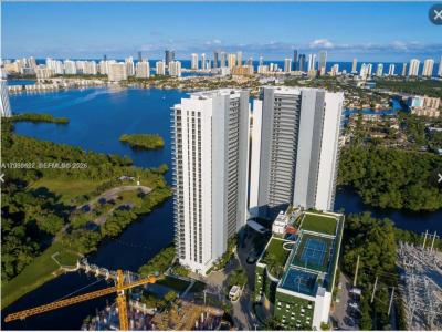 16385 Biscayne Blvd 1006, North Miami Beach, Florida 33160, HOA KỲ