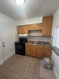 2441 NW 13th St 81, Miami, 플로리다 33125, 미국