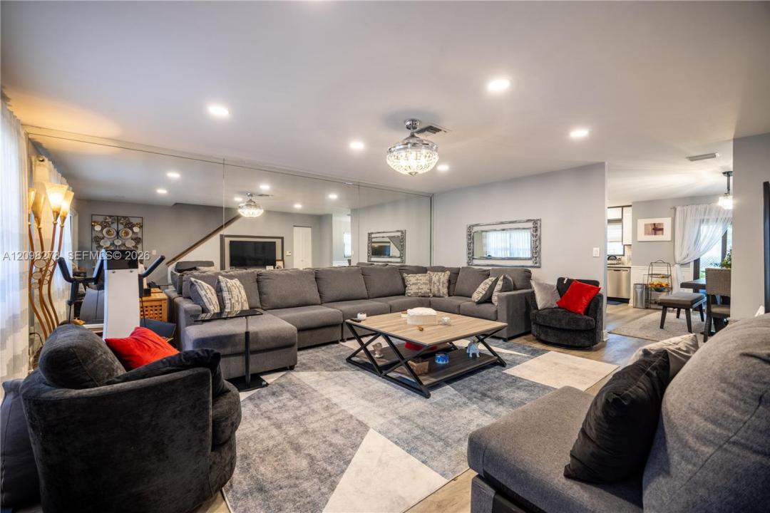 898 NW 47th St, Deerfield Beach, فلوريدا 33064, الولايات المتحدة