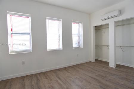 501 SW 6th Ct 323, Miami, Flórida 33130, Estados Unidos
