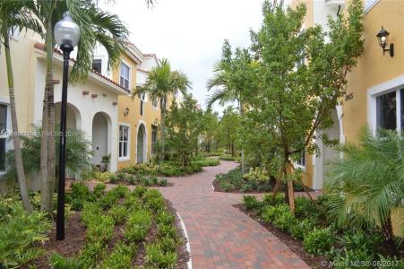 12459 NW 17th Ct 217, Pembroke Pines, Florida 33028, USA