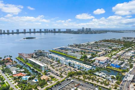 100 PARADISE HARBOUR Boulevard 202, North Palm Beach, Florida 33408, USA