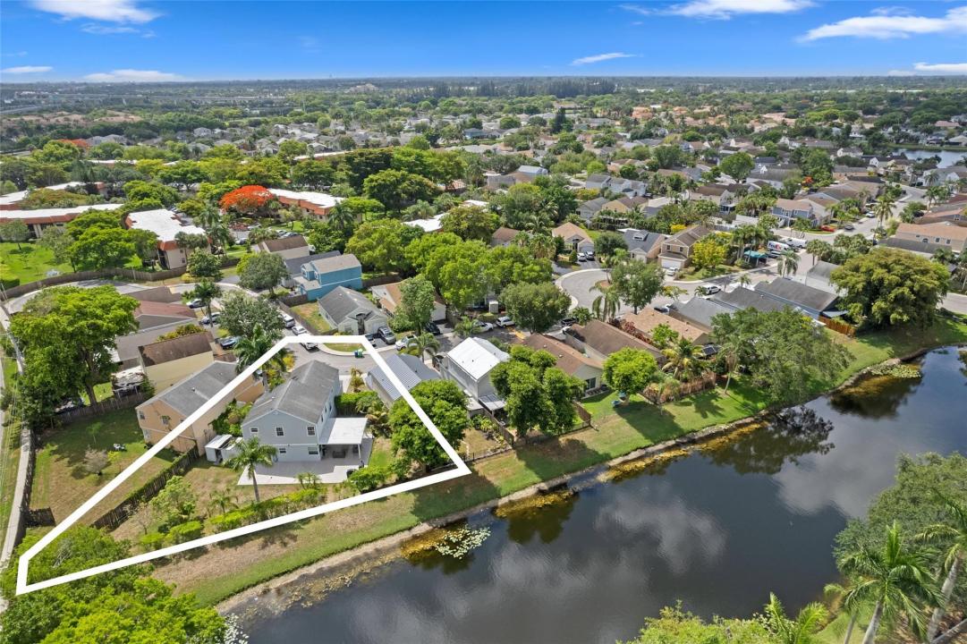 133 SW 159TH Way, Sunrise, Florida 33326