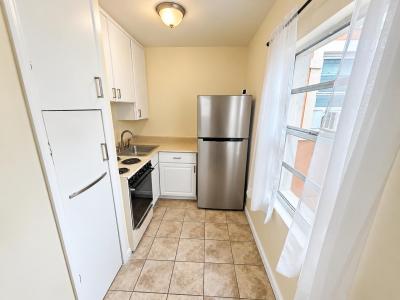 2735 NE 9TH Avenue Unit-B, Wilton Manors, פלורידה 33334, ארצות הברית של אמריקה 