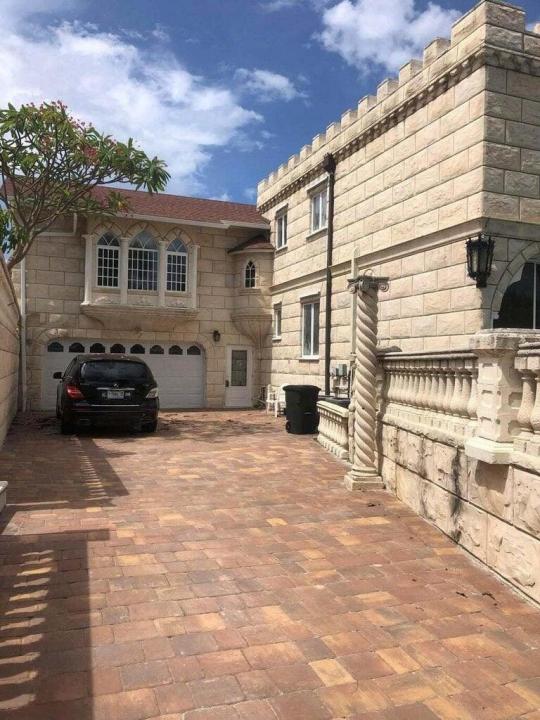 301 Ocean Drive, Juno Beach, Florida 33408