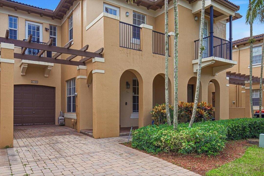 8706 Blaze Court, Davie, Flórida 33328, Estados Unidos