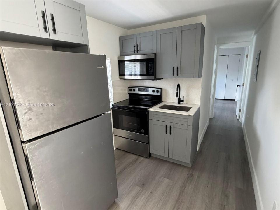 628 SW 21st Ave 4, Miami, Florida 33135, USA
