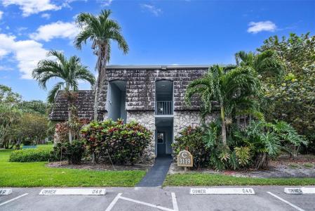 3119 Oakland Shores Dr C204, Oakland Park, Floride 33309, États-Unis