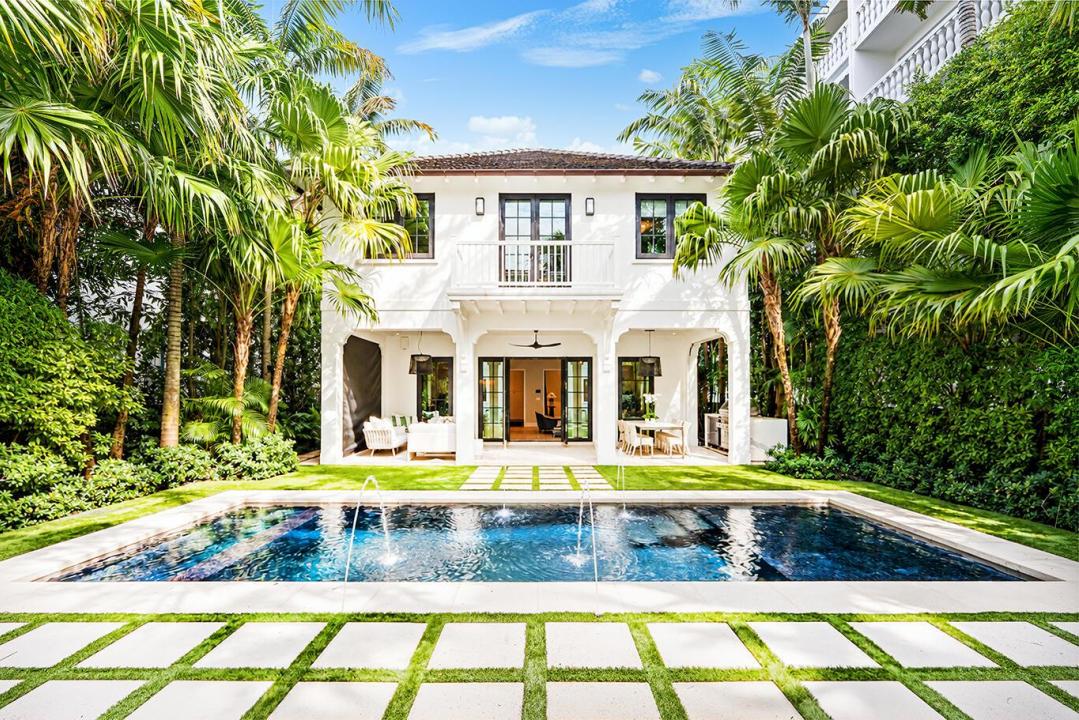412 Brazilian Avenue, Palm Beach, Florida 33480