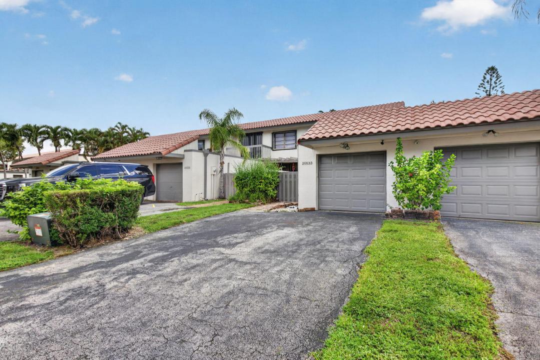 20533 NE 6TH Court, Miami, Florida 33179, USA