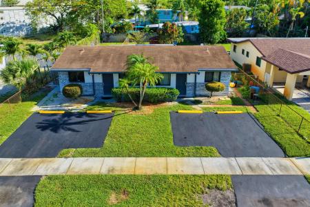 837 NW 41ST Street A-B, Oakland Park, Flórida 33309, Estados Unidos