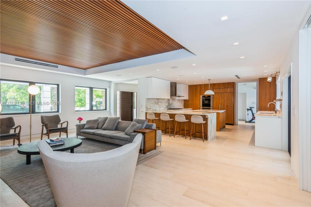 1035 Catalonia Ave, Coral Gables, フロリダ 33134, アメリカ合衆国