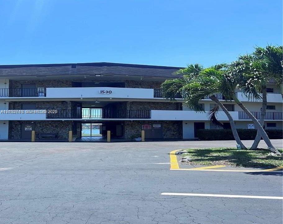 1530 NE 191st St 142, Miami, פלורידה 33179, ארצות הברית של אמריקה
