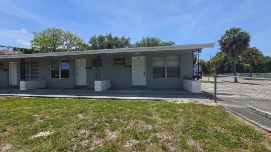 1870 NE 161ST Street 1870, North Miami Beach, Floride 33162, États-Unis