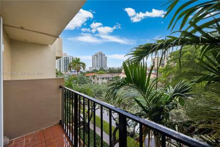 110 Salamanca Ave 402, Coral Gables, फ्लोरिडा 33134, संयुक्त राज्य अमेरिका