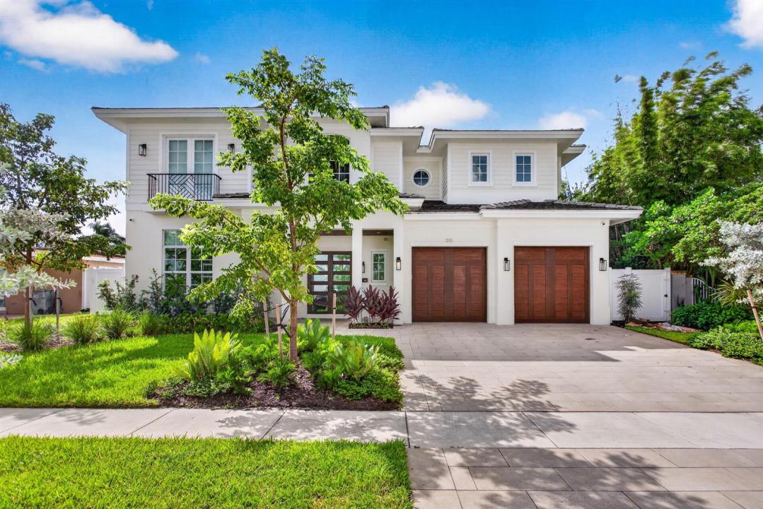 310 SE 9TH Court, Pompano Beach, Florida 33060