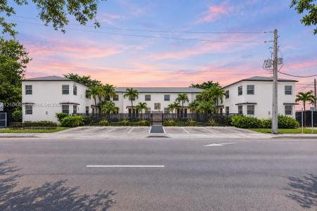 577 NE 82nd St 16, Miami, Florida 33138, HOA KỲ