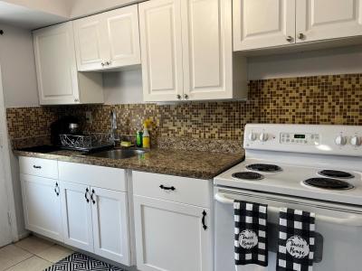 2285 NE 172nd Street 13, North Miami Beach, Floride 33160, États-Unis