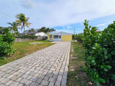 2040 NE 174TH Street, North Miami Beach, Floryda 33162, USA