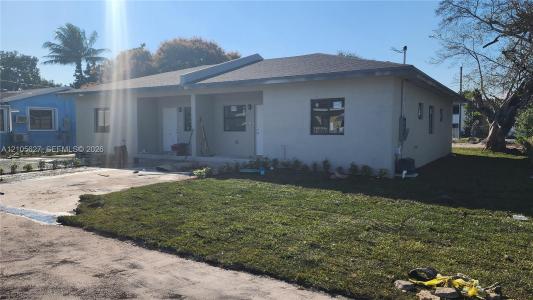 1440 NE 147 STREET 1440, North Miami Beach, Floryda 33161, USA