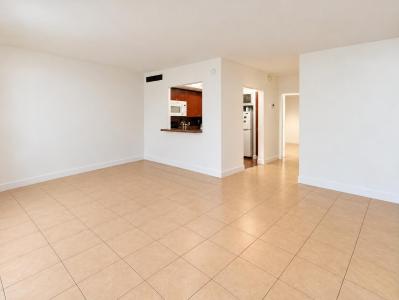 11 SW 52nd Avenue 7b, Coral Gables, Florida 33134, USA