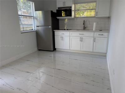 214 NW 46th Ave 214, Miami, פלורידה 33126, ארצות הברית של אמריקה