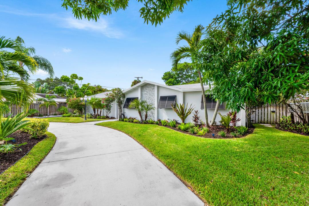317 DALY Road, Tequesta, Floryda 33469, USA
