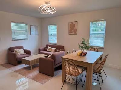 1720 NE 146TH Street, North Miami, Flórida 33181, Estados Unidos