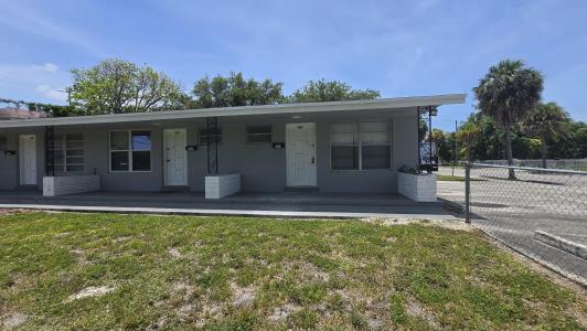1870 NE 161ST Street 1870, North Miami Beach, Florida 33162, Amerika Birleşik Devletleri