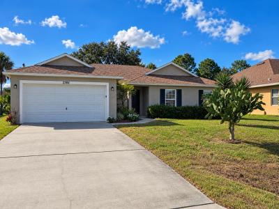 2384 SW Pamona Street, Port St. Lucie, Floride 34953, États-Unis