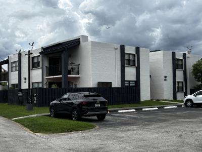 540 W PARK Drive 101-1, Miami, Floride 33172, États-Unis