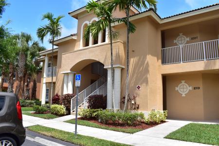 8325 MULLIGAN Circle 3121, Port St. Lucie, 佛罗里达州 34986, 美国
