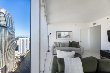 485 Brickell Ave 4804, Miami, Florida 33131, Stati Uniti