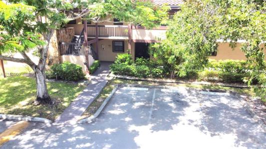 20801 San Simeon Way 101, Miami, Florida 33179, Estados Unidos