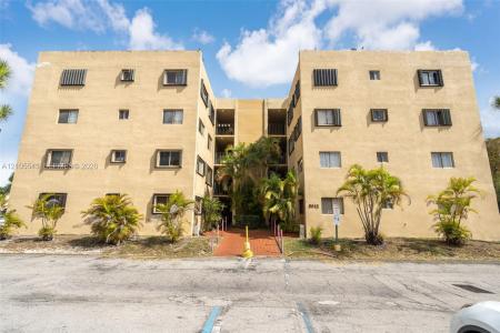 8615 NW 8th St 416, Miami, Florida 33126, Estados Unidos