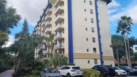 4550 NW 9th St 303E, Miami, Florida 33126