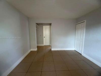 1281 NW 60th St 6, Miami, פלורידה 33142, ארצות הברית של אמריקה