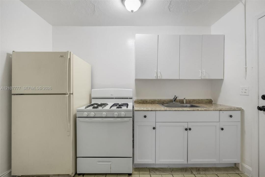 126 SW 18th Ave 4, Miami, Floride 33135, États-Unis
