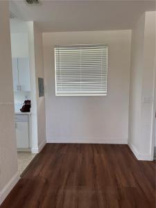 1525 NW 60th St 6-2, Miami, Flórida 33142, Estados Unidos