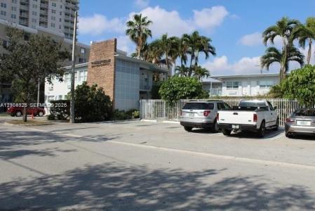 8000 NE Bayshore Ct 221, Miami, 플로리다 33138, 미국
