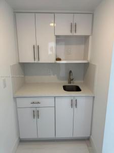4315 SW 8th St 1, Miami, Floride 33134, États-Unis