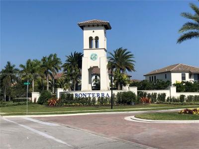 9333 W 33rd Lane 9333, Hialeah Gardens, Florida 33018, USA