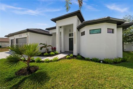 3732 SW 17th Ave, Cape Coral, Florida 33914, USA