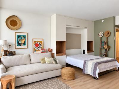 700 Biltmore Way 308, Coral Gables, Florida 33134, Amerika Birleşik Devletleri