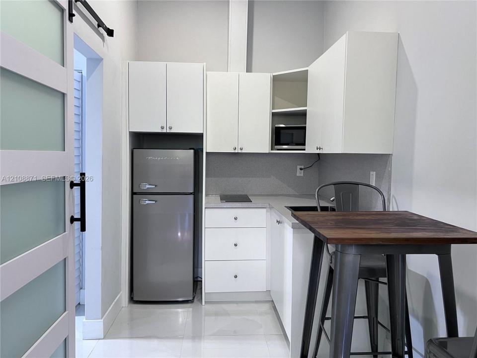 30XX NW 51st St 2, Miami, フロリダ 33142, アメリカ合衆国